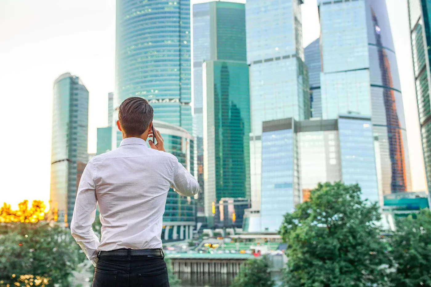 What Types Of Businesses Can You Open In Dubai Free Zones?