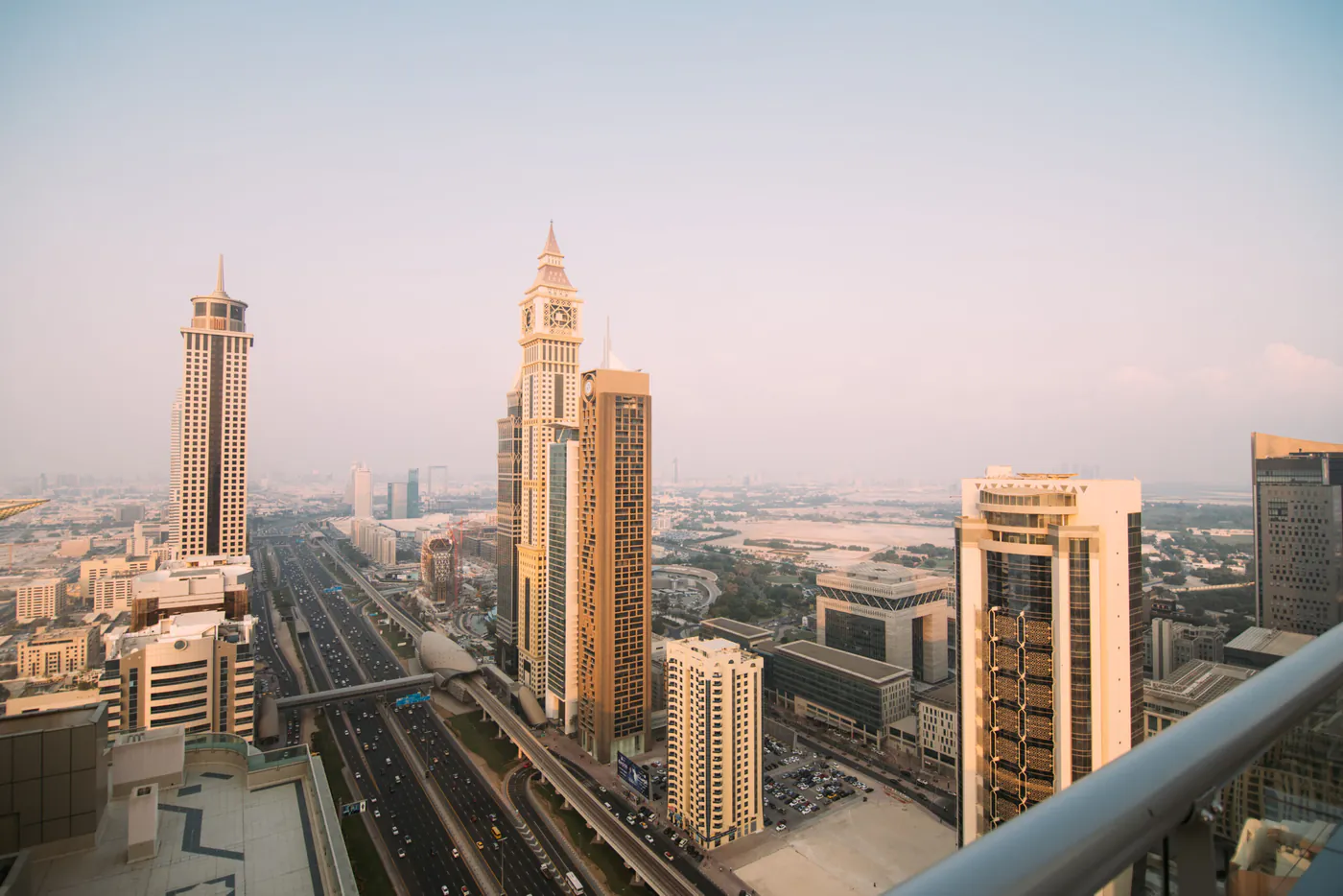 Comprehensive guide to obtaining a UAE trade license (2024 Edition)