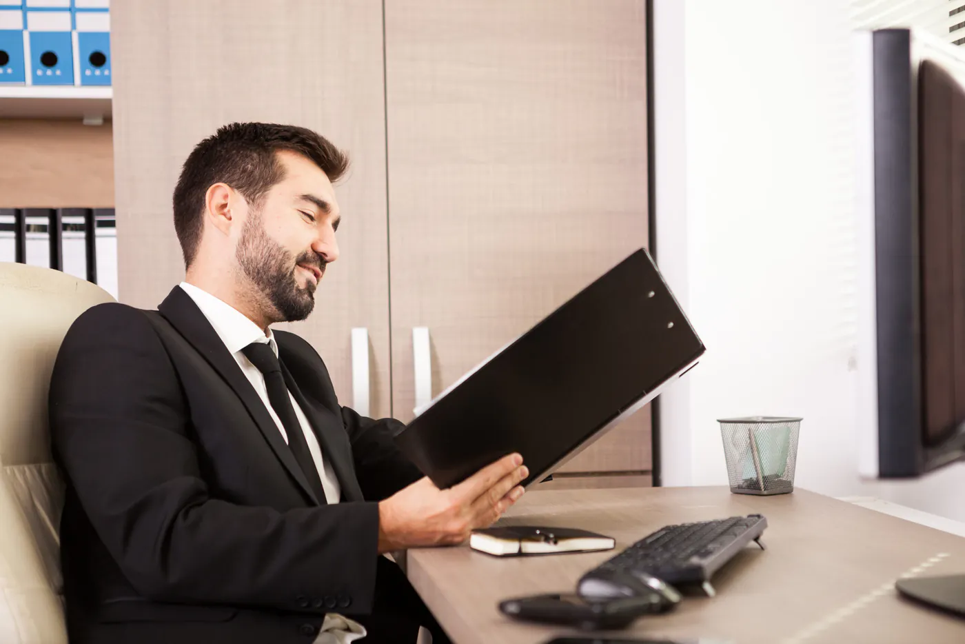 Document Clearing Services in Dubai: A Complete Guide for Businesses & Individuals