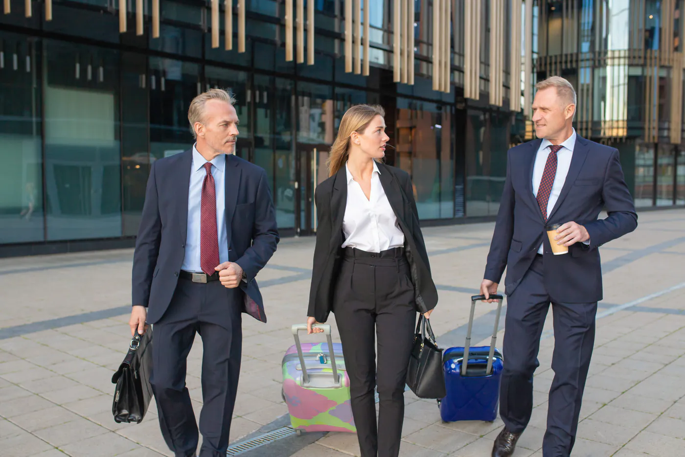 How to Set Up a Company in Dubai from Canada: Complete Guide